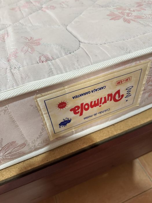 Colchão solteiro 90x200