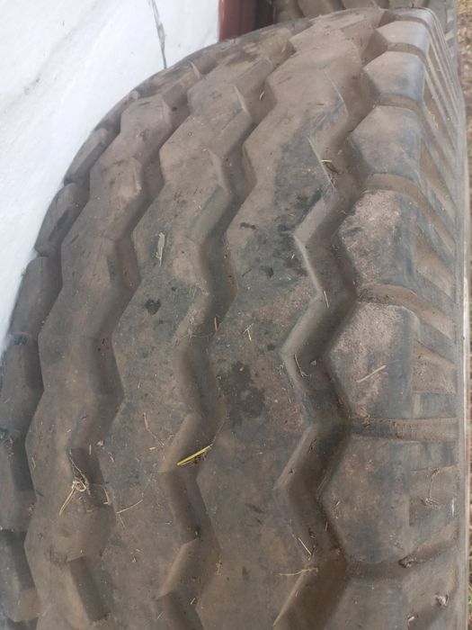 Продам колоса з дисками