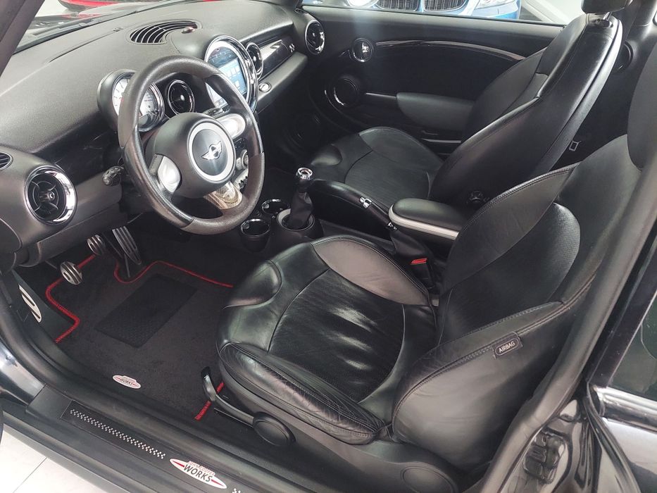 Mini Clubman John Cooper Works 1.6 Turbo 211Cv, Full-black