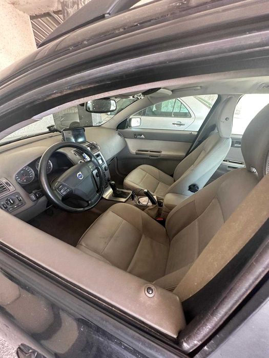 Volvo V50 1.6D 2006 – Avariada – Para Reparação ou Peças