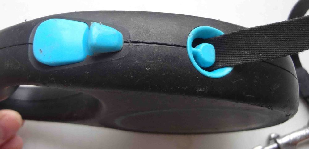 Поводок-рулетка Flexi Classic M лента 5 м до 25 кг черная