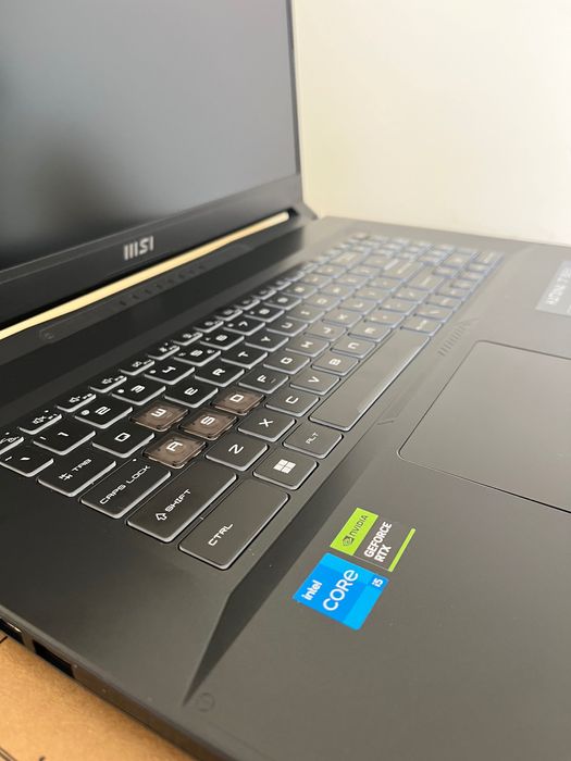 MSI Katana 17.3 I5-12450H/16GB/512 RTX4050 144HZ/TGP-105W