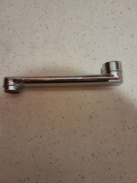 Wylewka prosta 15 do kranu