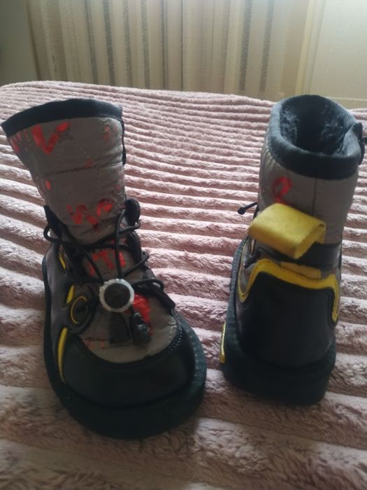 Детские сапоги,шапки,носки