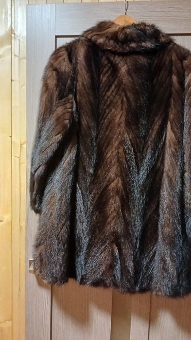 Шуба норкова жіноча