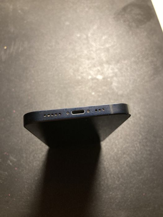 IPhone 12 em boas condiçoes