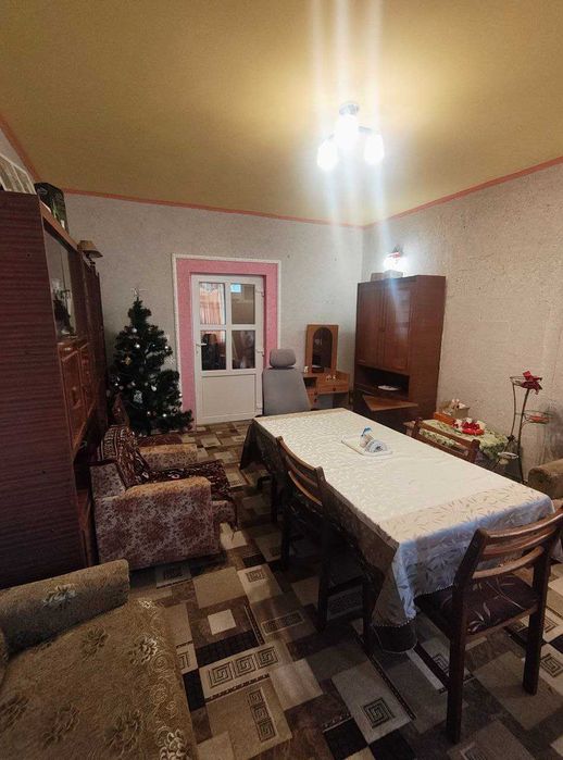 Продам будинок в смт. Вилок