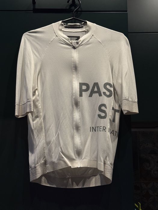 Продам джерсі pas normal studios solitude L