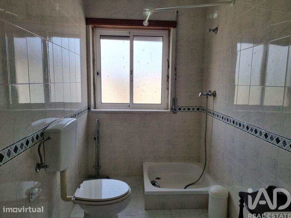 Apartamento T3 em Poiares (Santo André) de 126,00 m2