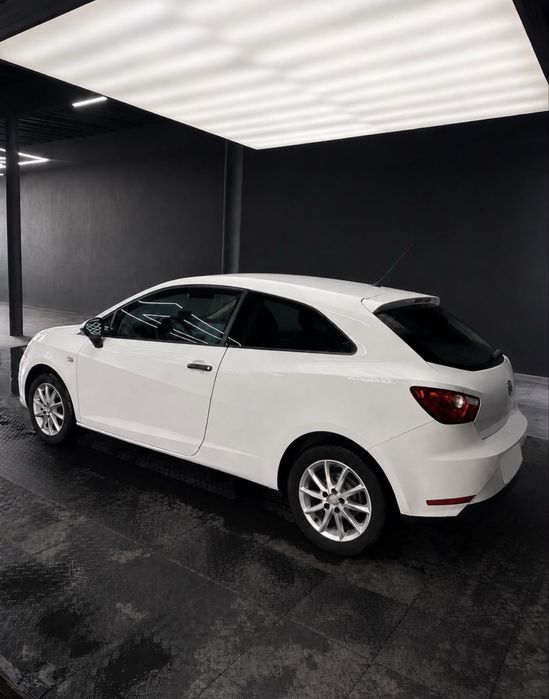 Seat Ibiza 1.2 - 3 portas — photo 3