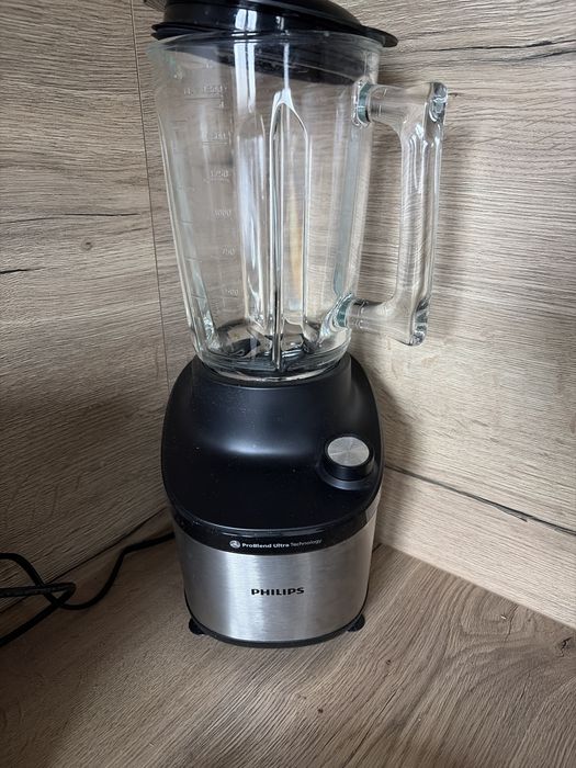 Blender kielichowy Philips ProBlend Series 7000 jak nowy