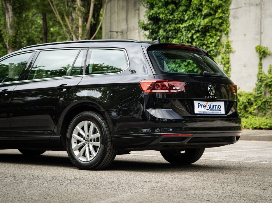VW Passat Variant