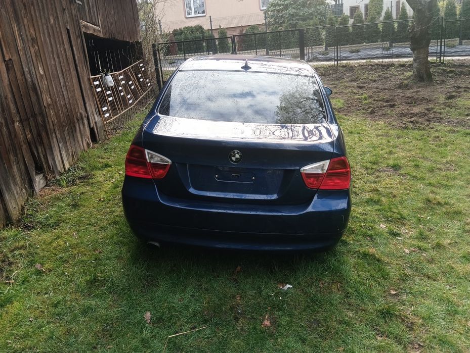 BMW e90 na części 2.0 benzyna mysticblau