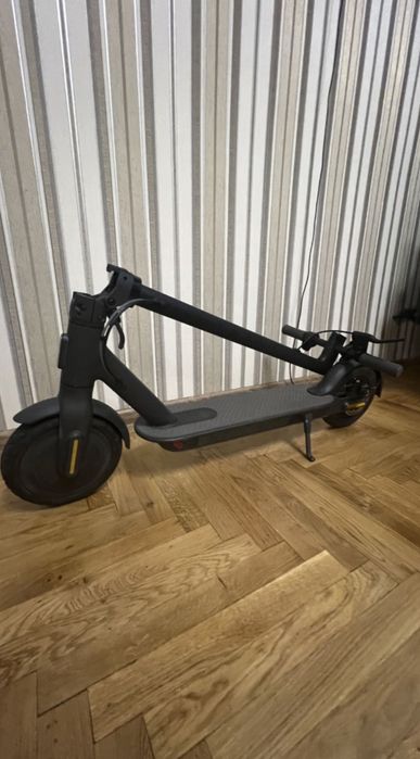 Eлектросамокат Xiaomi