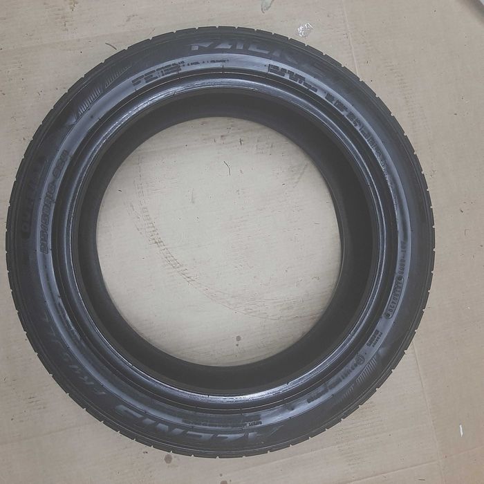 Opony letnie 215/50 R18