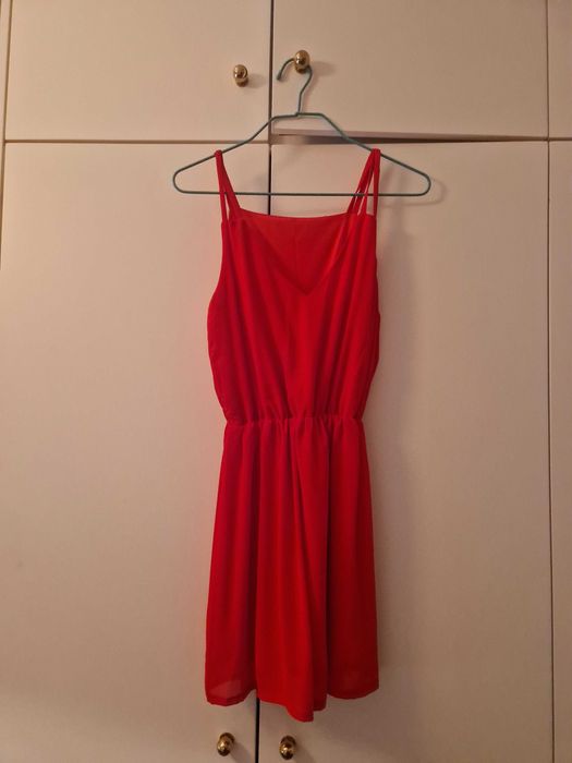Vestido curto vermelho