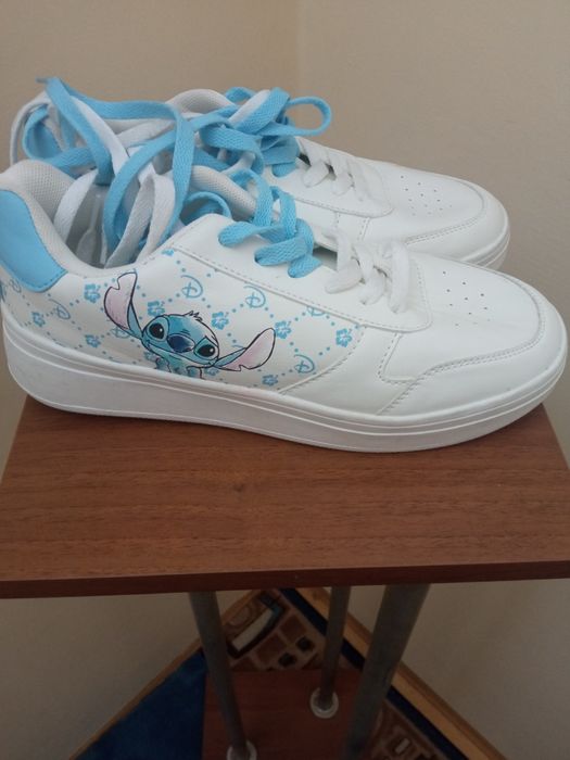Buty młodzieżowe 39