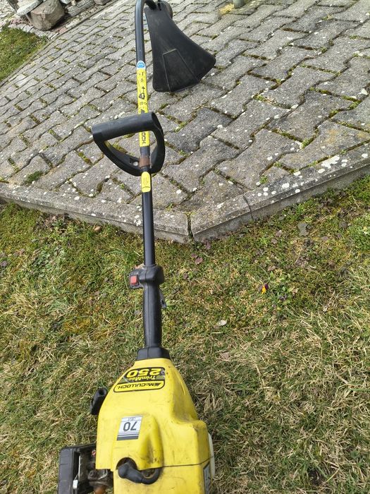 Podkaszarka spalinowa Mc culloch trimmac 250 0.9konia mech