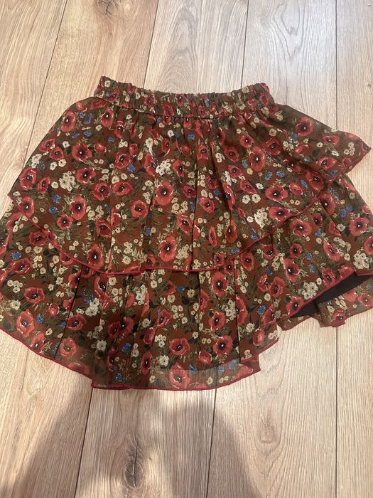 Spidniczka mini rozkoszowana w kwiatki