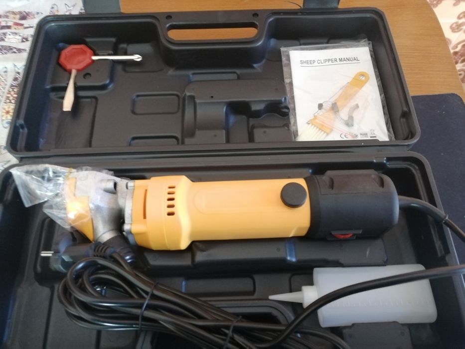 Máquina de tosquiar ovelhas 1200w