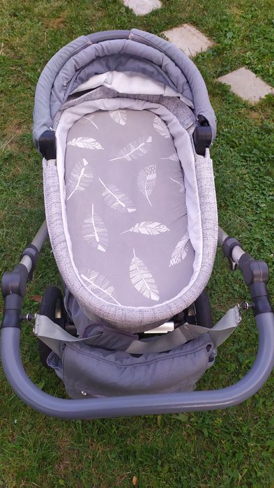 Sprzedam wózek dla dziecka- gondola.