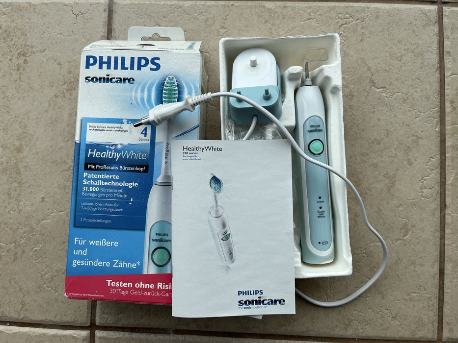 Philips szczoteczka Sonicare HX6710 uszkodzona i ładowarka HX6100