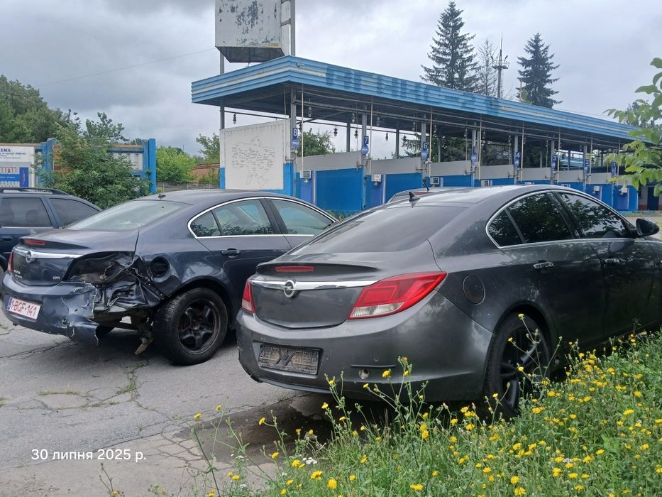 Двері опель інсігнія вектра астра меріва омега зафіра комбо корса