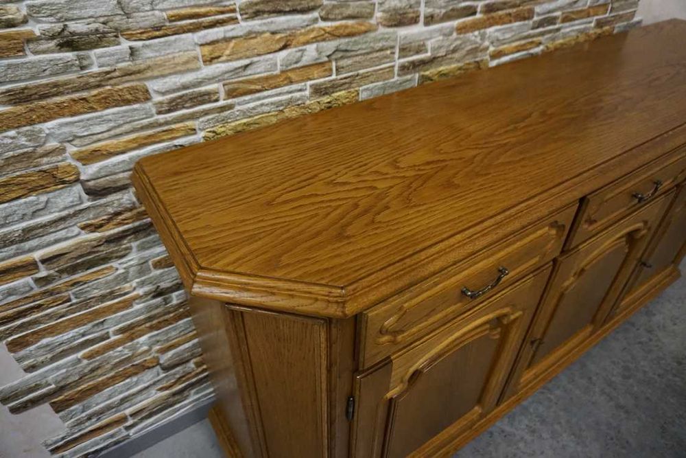 Komoda Dębowa 3 drzwiowa szer. 170 cm    P-1347