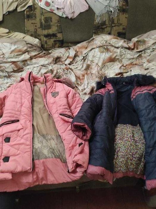 Продам 2 курточки-пуховик