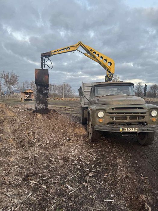 Продам зил 130 самосвал с манипулятором грейферный ковш: 6 900