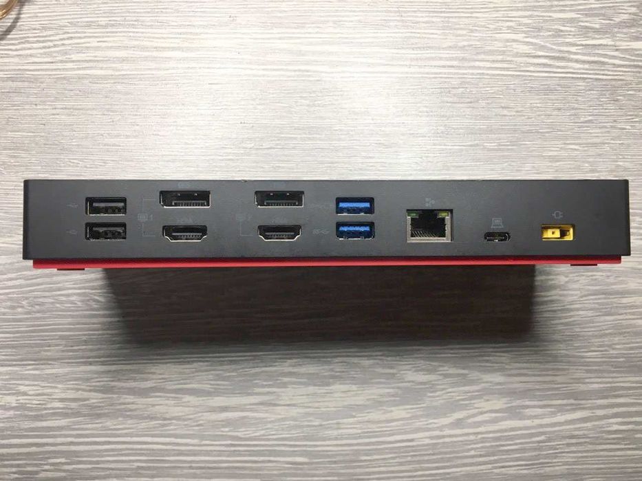 Док станції Thinkpad Lenovo Dock Hybrid USB-C 40AF 4K і Universal 40AY