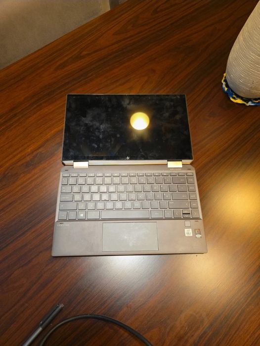 HP Spectre x360 Hybrid Laptop

13-aw0013np (13.3" - Intel Core i7-164284416039427123