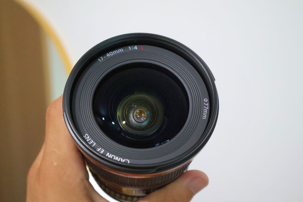 Canon EF 17-40mm F/1.4 L USM