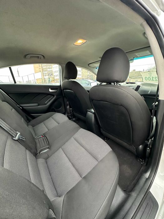Продам Kia Forte 2018 рік можлива розстрочка,кредит,обмін!