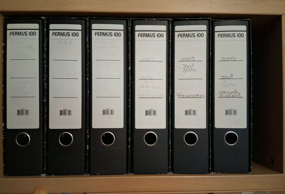 20 Pasta Arquivo Lombada 80mm Larga A4 Marmoreada c/ Caixa