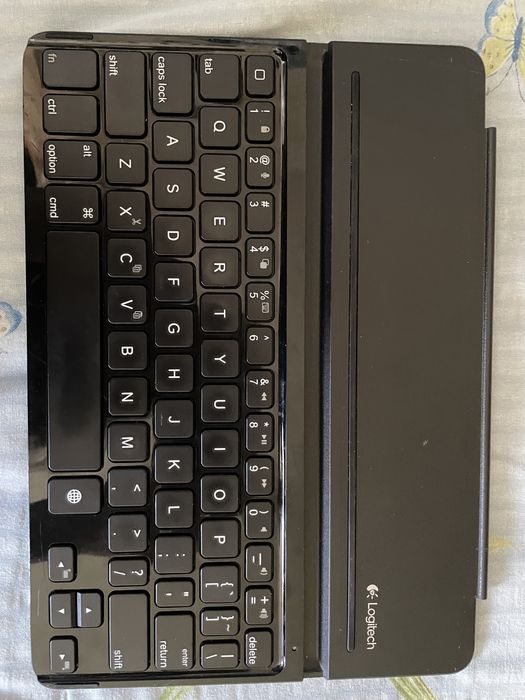 Беспроводная клавиатура для планшета