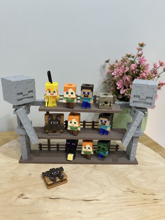 Поличка органайзер для фігурок із KinderJoy minecraft sceleron скелетон майнкрафт.