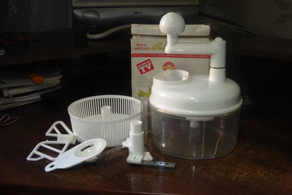 Продам одним лотом