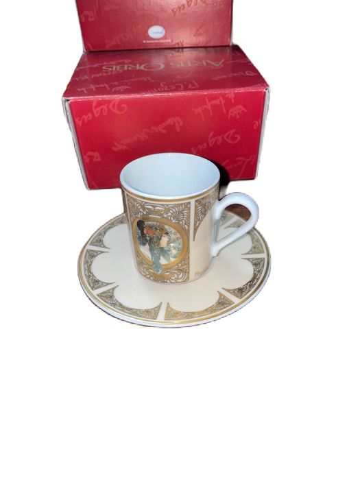 Conjunto 4 chávenas com Pires Goebel ARTIS ORBIS muctha