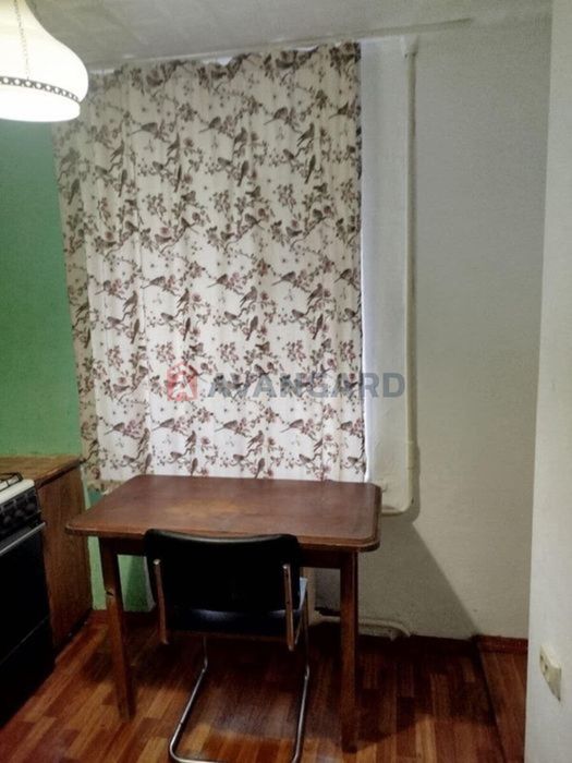 Продаж 2 кім квартири Почтова 163