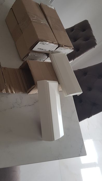 Комплект нижніх розеток для міжкомнатних дверей