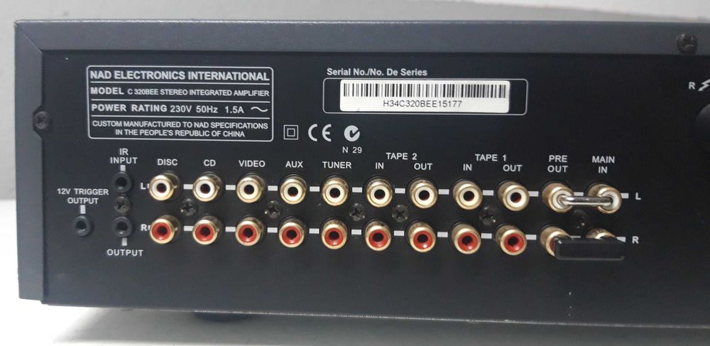 NAD C320BEE  Ano 2002