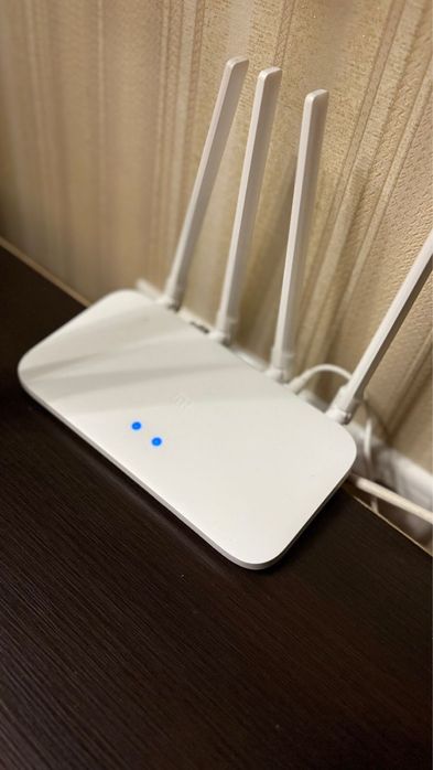 Маршрутизатор  WiFi5 Xiaomi Mi WiFi Router 4A Global