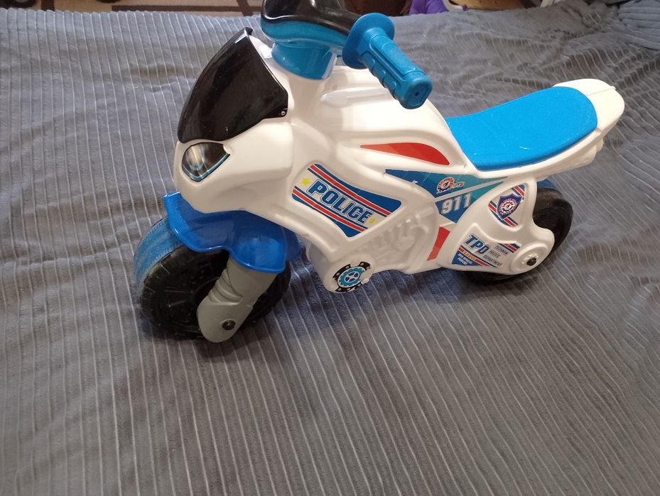 Дитячий мотоцикл