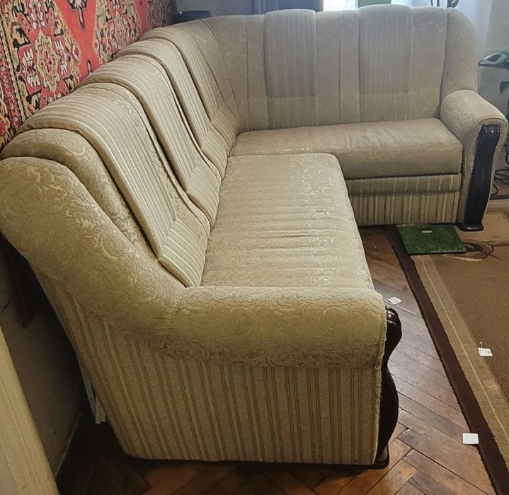 Кутовий диван куток