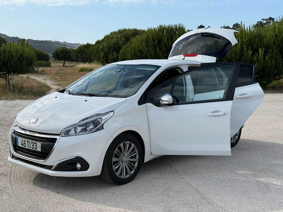 Peugeot 208 1.6 BlueHDi Style