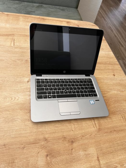 Portatil hp touch screen i7