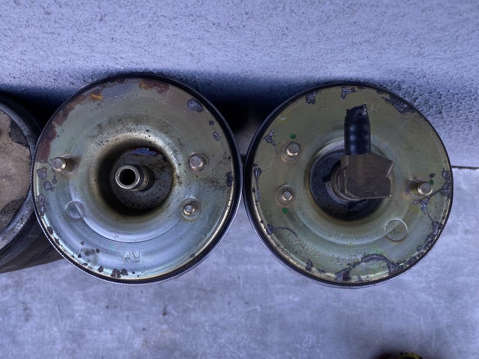 Пневмо балони BMW E39 Задні Пневмоподушка БМВ Е39 L R