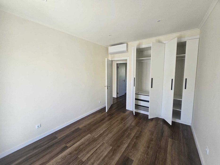 Apartamento T2 - centro Almada, totalmente renovado em 2026.