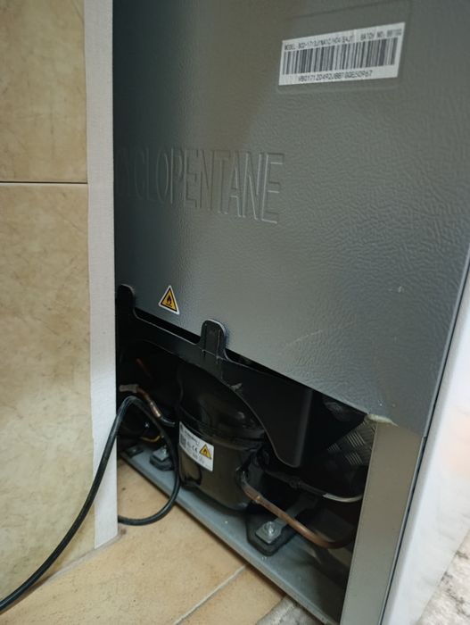 Frigorífico Krunft semi novo